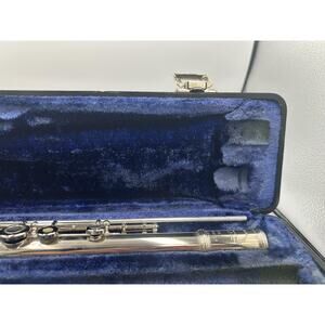 Vintage Armstrong Flute Model 204 Silver Plated USA With Case READ